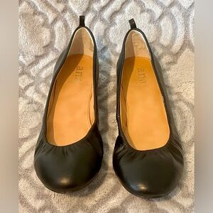 a.n.a Sicily Black Faux Leather Ballet Flats Women’s Sz 8M